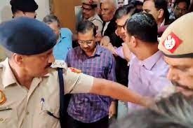 अदालत ने केजरीवाल की 10 दिन की ईडी कस्टडी पर फैसला रखा सुरक्षित, जांच एजेंसी का आरोप- दिल्ली के मुख्यमंत्री शराब घोटाले के सरगना